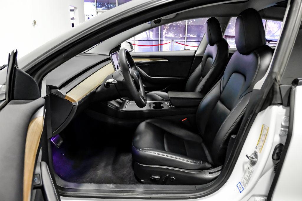 Used 2022 Tesla Model 3 Long Range AWD/4WD image 4