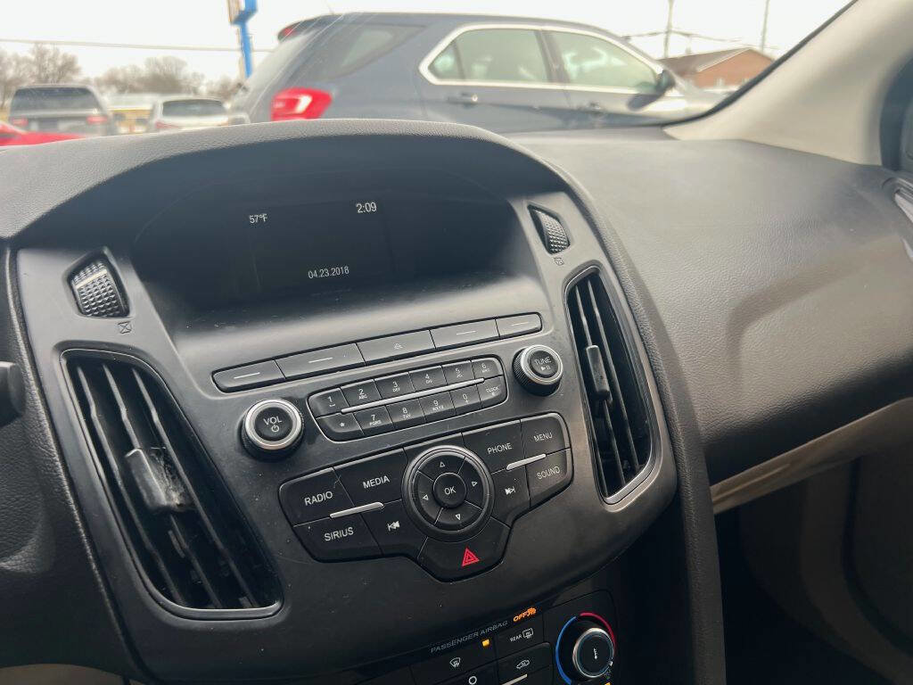 Used 2018 Ford Focus SE image 13