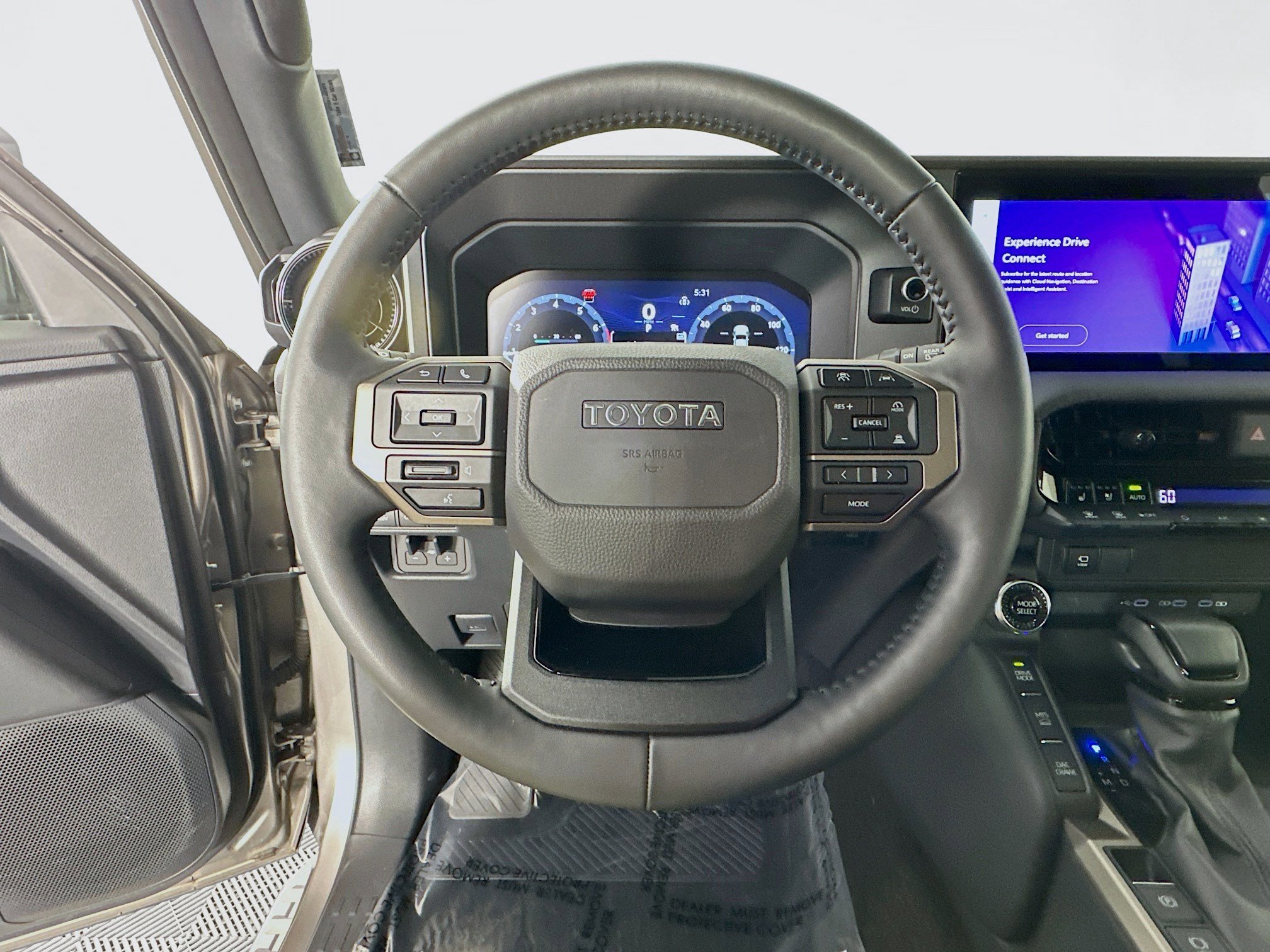 Used 2024 Toyota Land Cruiser image 11