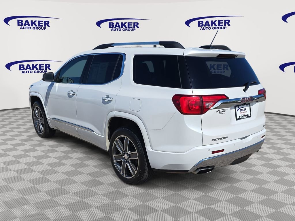 Used 2017 GMC Acadia Denali w/ Technology Package AWD/4WD image 7