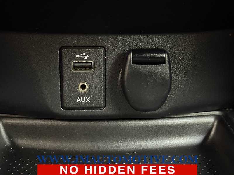 Used 2017 Nissan Rogue S w/ S Appearance Package image 34