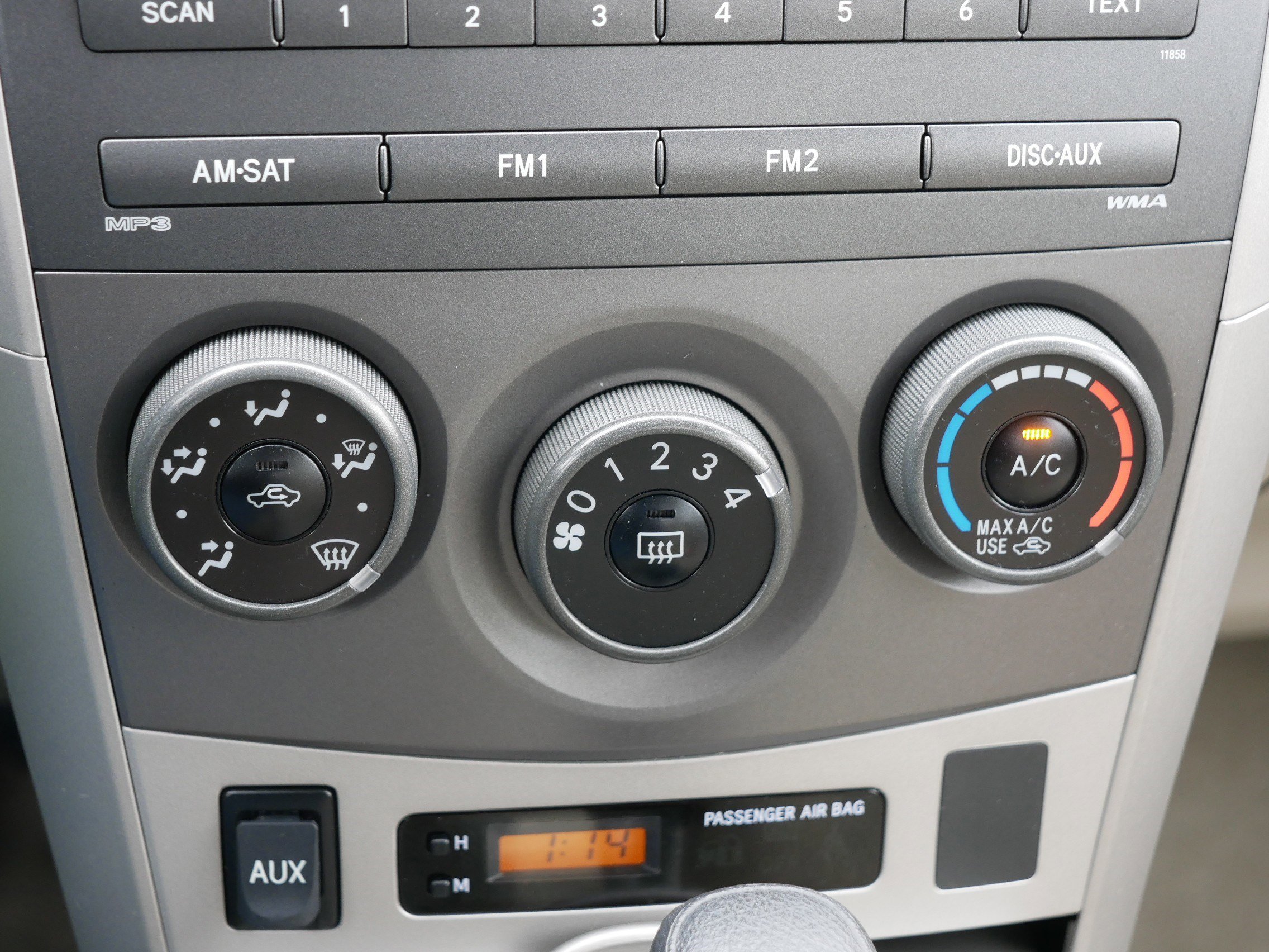 Used 2011 Toyota Corolla LE image 23