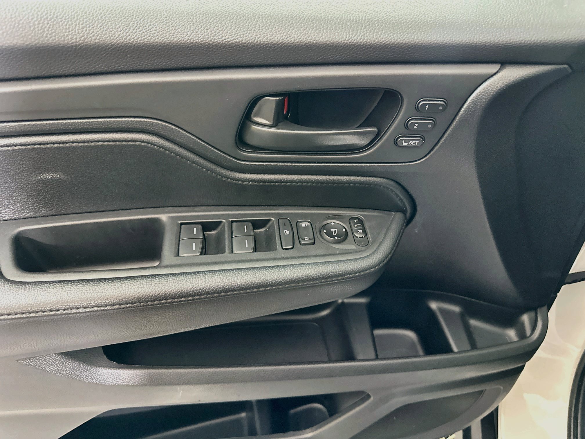 Used 2025 Honda Odyssey EX-L image 15