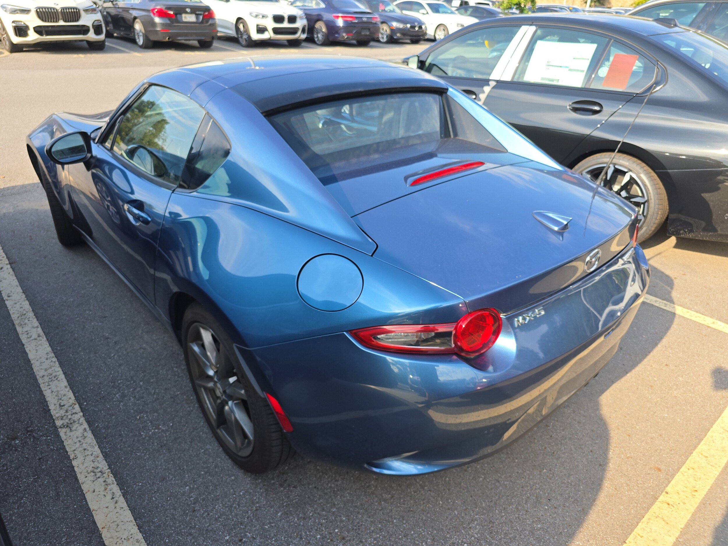 Used 2020 MAZDA MX-5 Miata RF Grand Touring RWD image 3