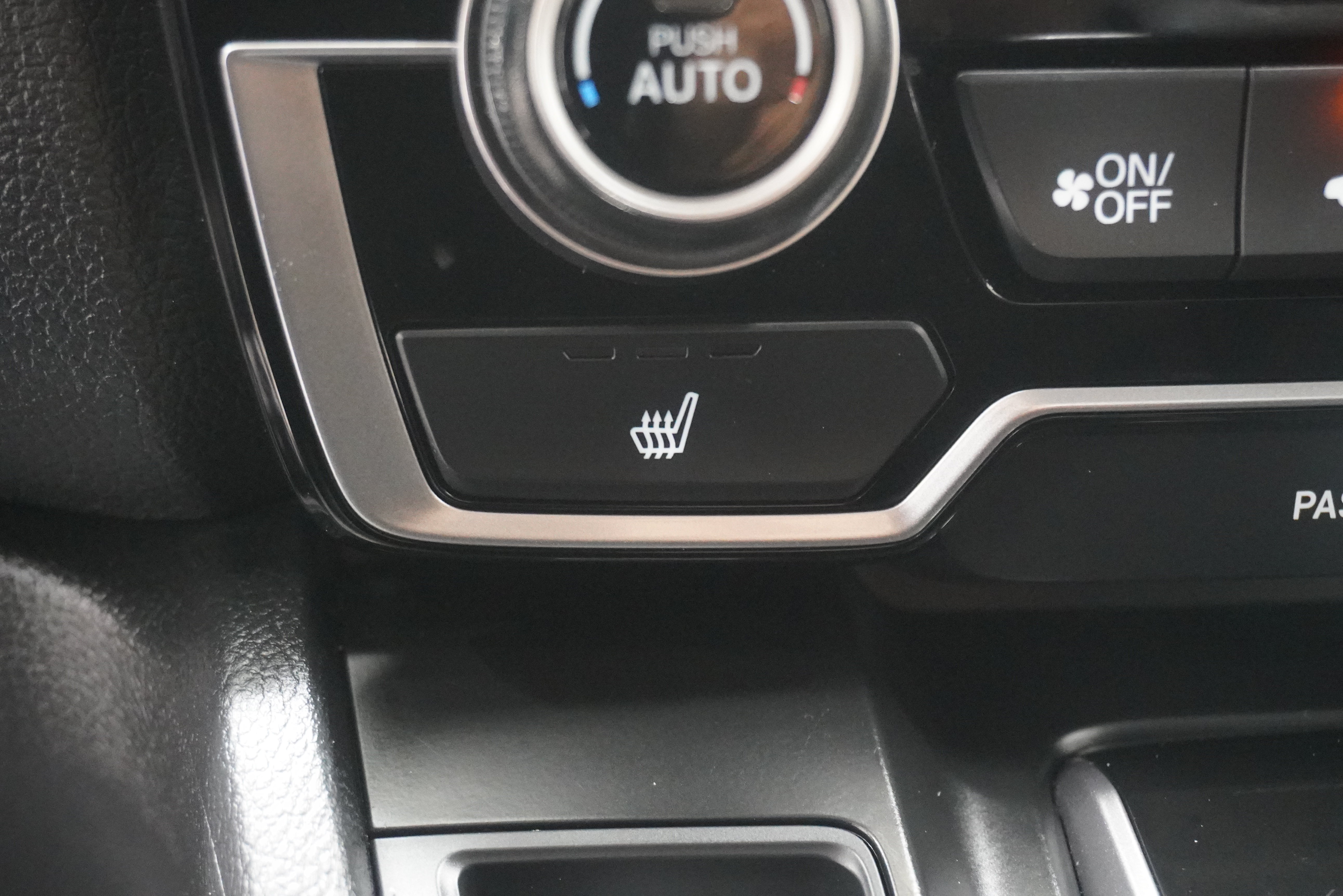 Used 2021 Honda CR-V EX image 18
