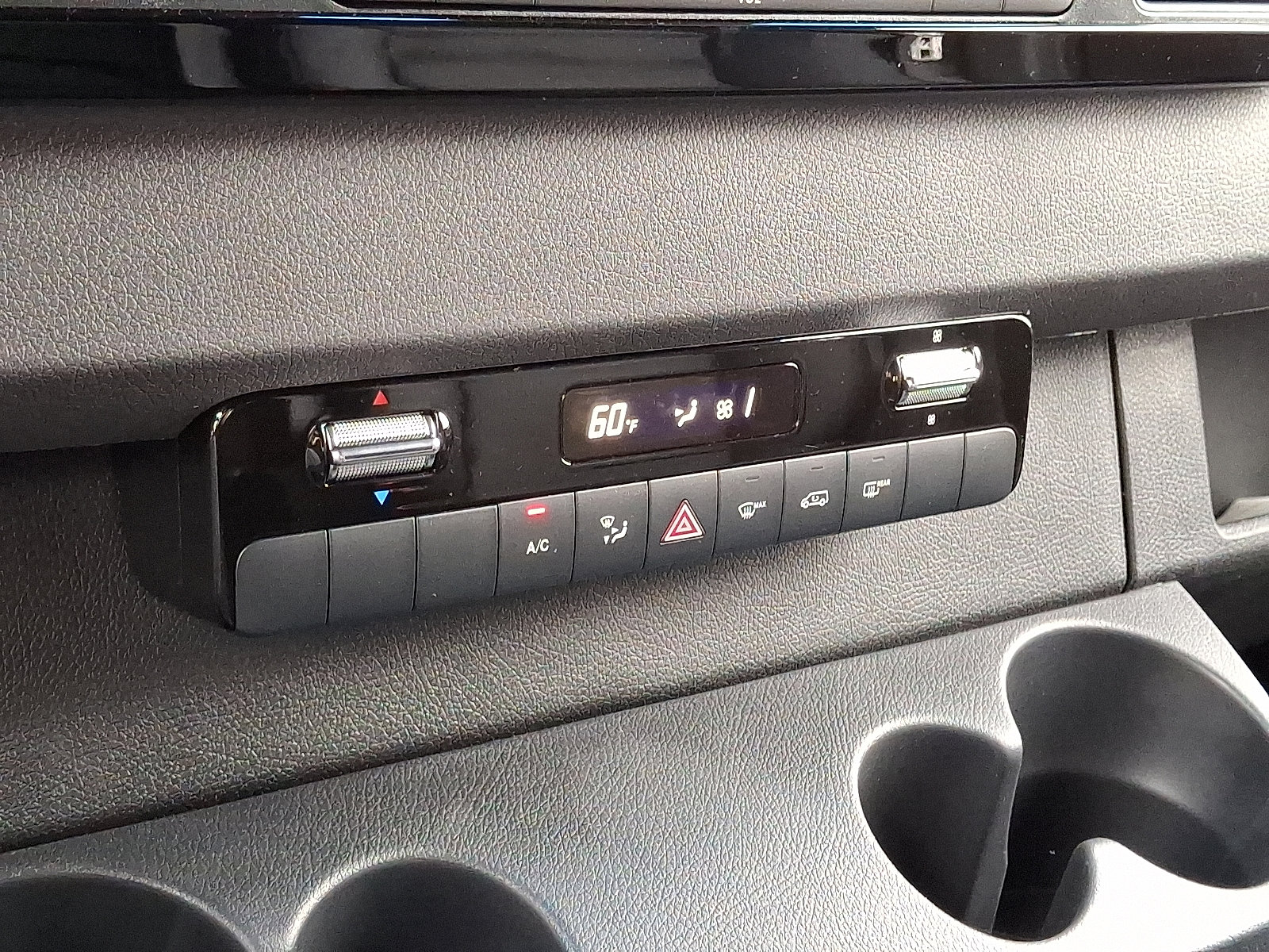 Used 2024 Mercedes-Benz Sprinter 144 Cargo image 22