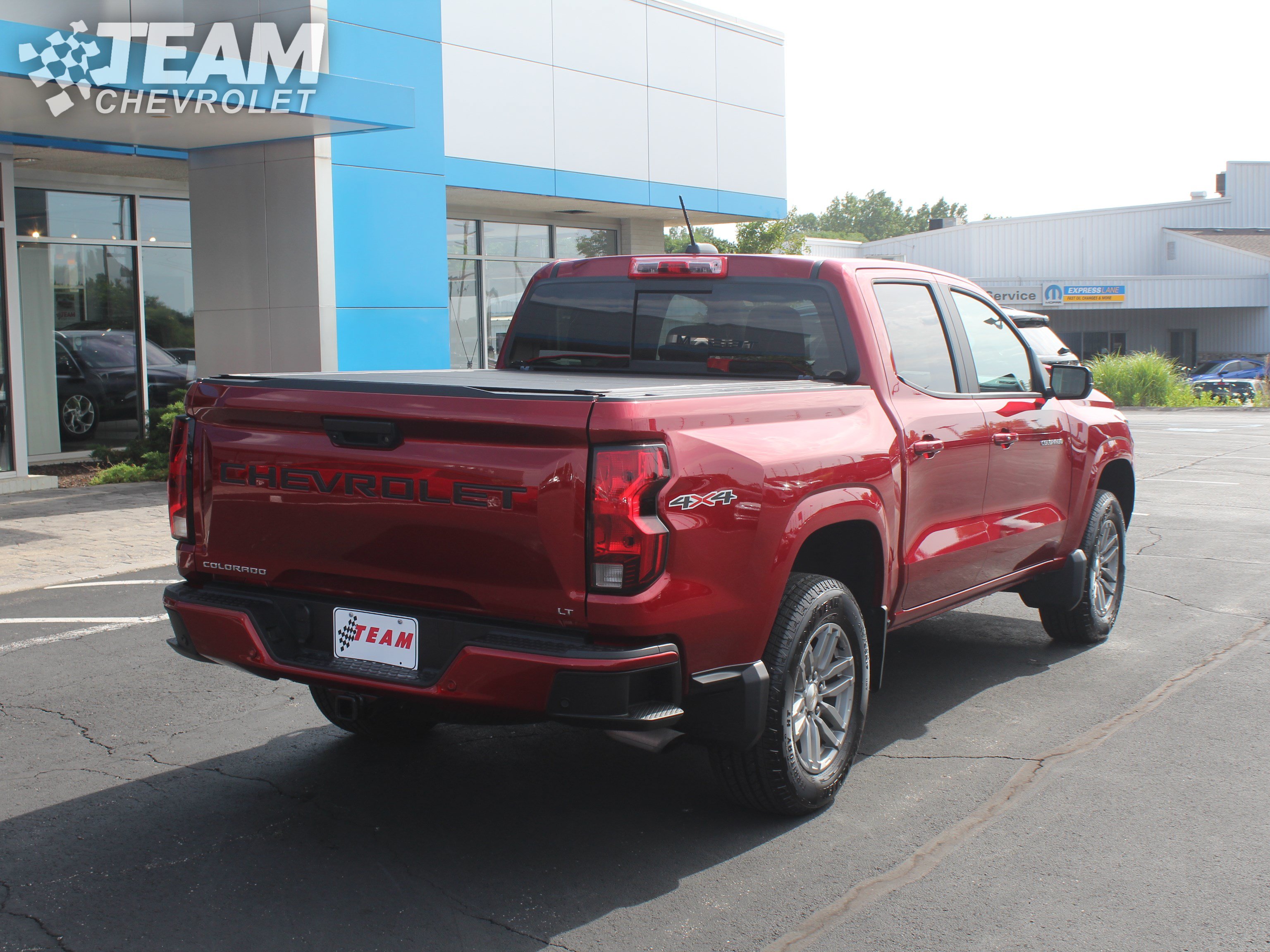 Certified 2023 Chevrolet Colorado LT w/ LT Convenience Package II AWD/4WD image 4