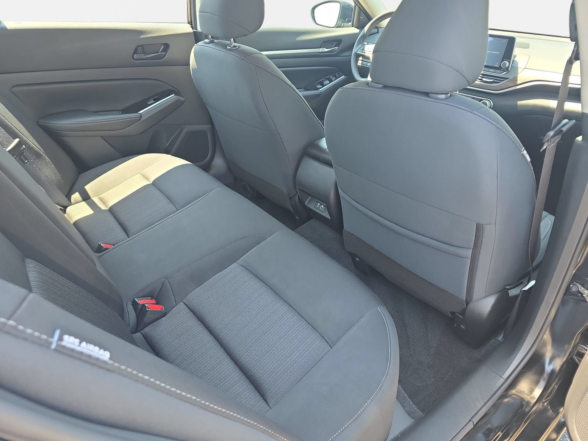 Used 2023 Nissan Altima 2.5 SV FWD image 11