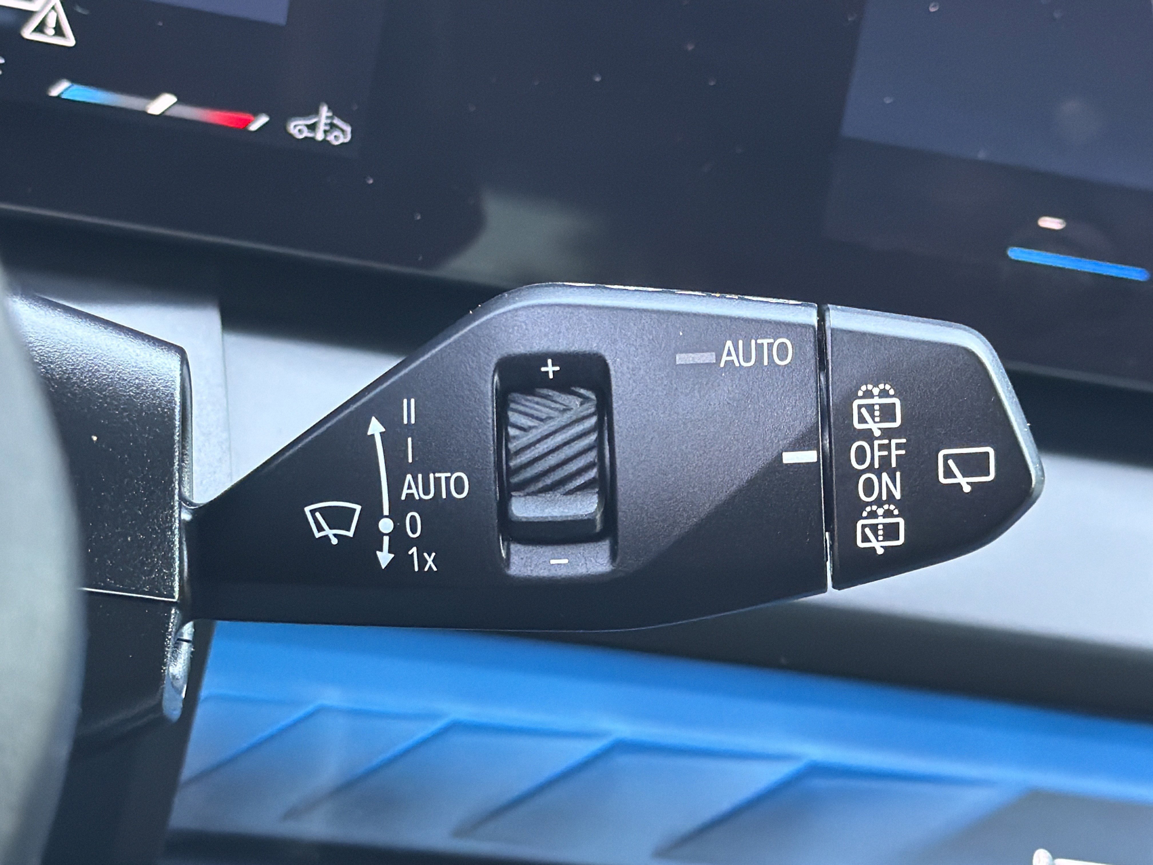 Used 2025 BMW X3 xDrive30i AWD/4WD image 14