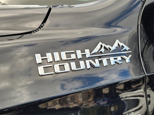 Certified 2023 Chevrolet Suburban High Country image 14