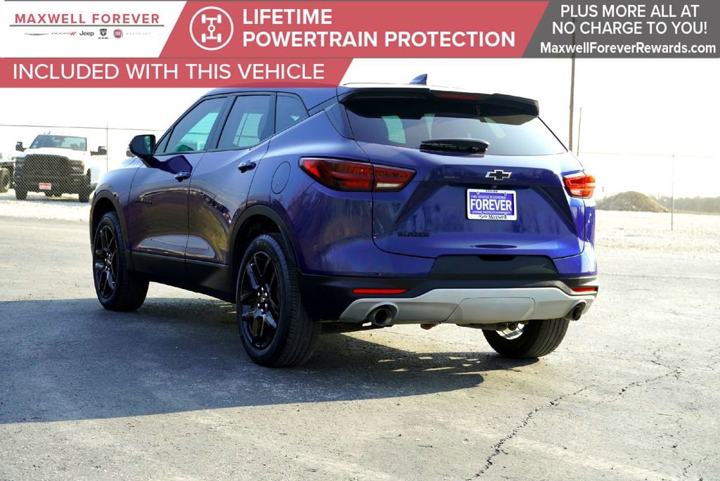 Used 2023 Chevrolet Blazer LT w/ LPO, Black Grille Bar Package image 8