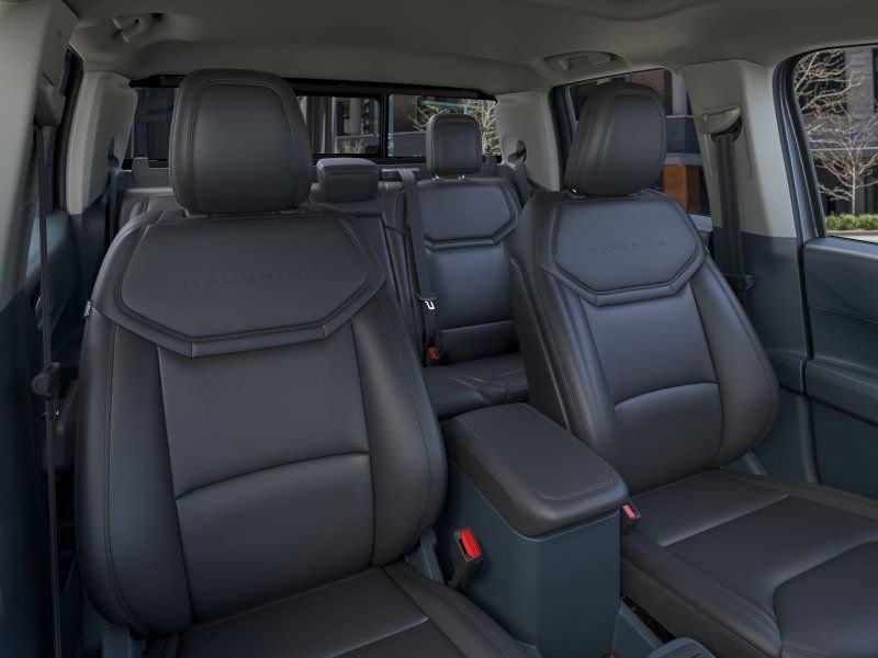 New 2025 Ford Maverick Lariat w/ Black Appearance Package image 10