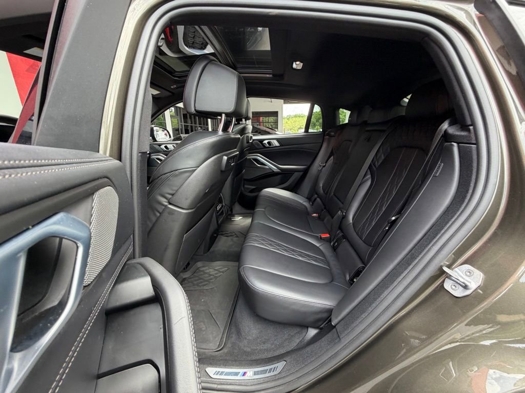 Used 2020 BMW X6 M50i w/ Premium Package AWD/4WD image 33