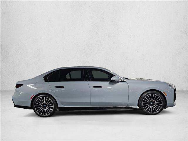 New 2025 BMW i7 xDrive60 image 4