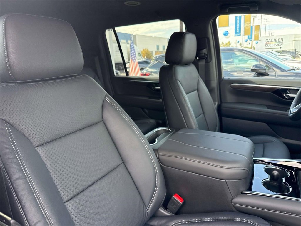 New 2026 Chevrolet Suburban LS image 34