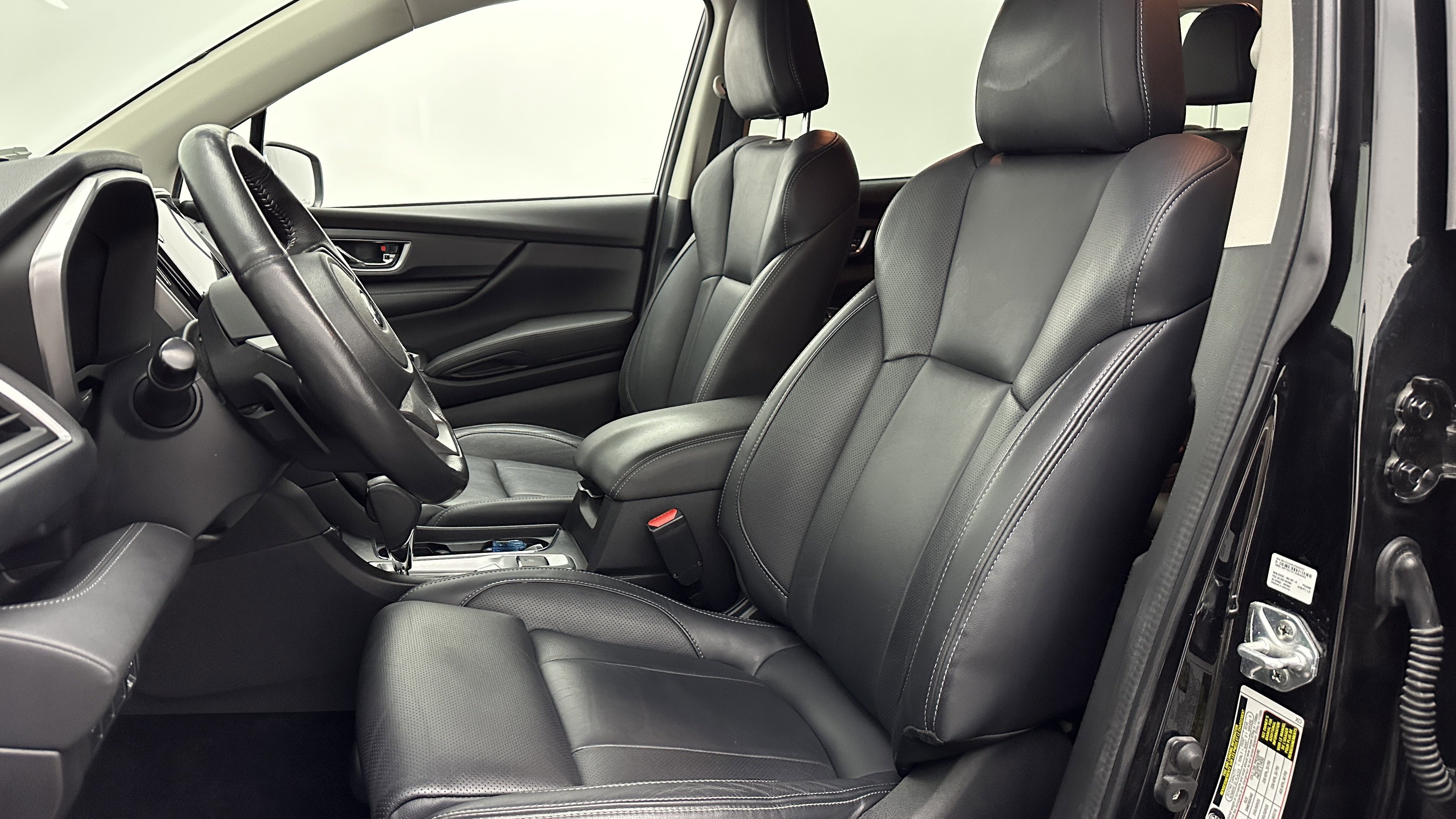 Used 2023 Subaru Ascent Limited image 14