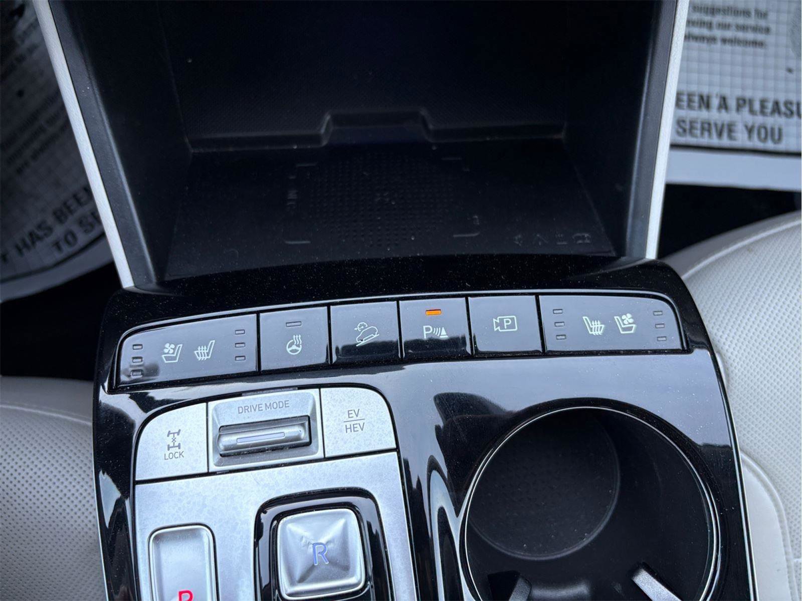 Used 2024 Hyundai Tucson Limited image 23