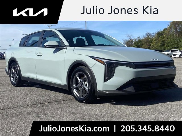 Used 2025 Kia K4 LXS