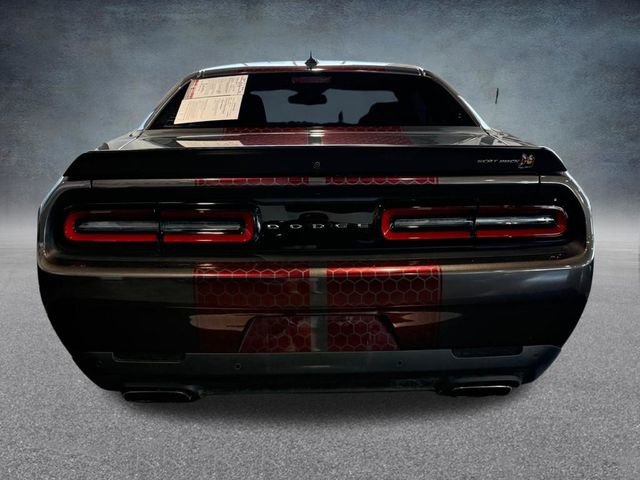 Used 2022 Dodge Challenger R/T Scat Pack RWD image 4