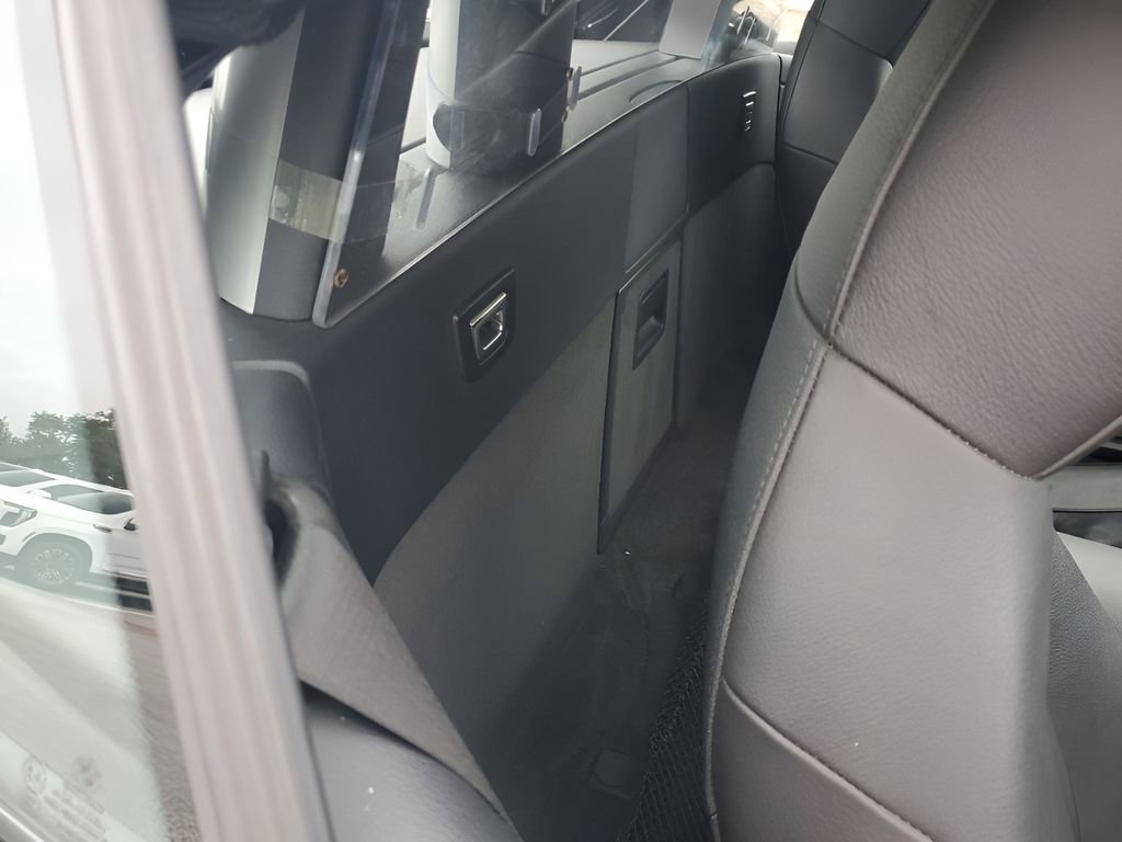 Used 2009 BMW Z4 sDrive35i image 17