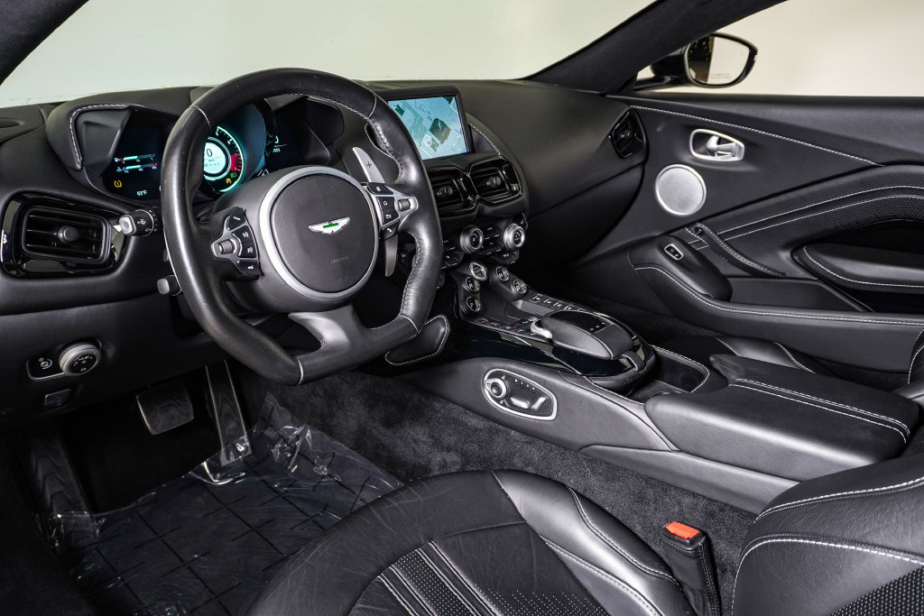 Used 2019 Aston Martin V8 Vantage Coupe RWD image 23