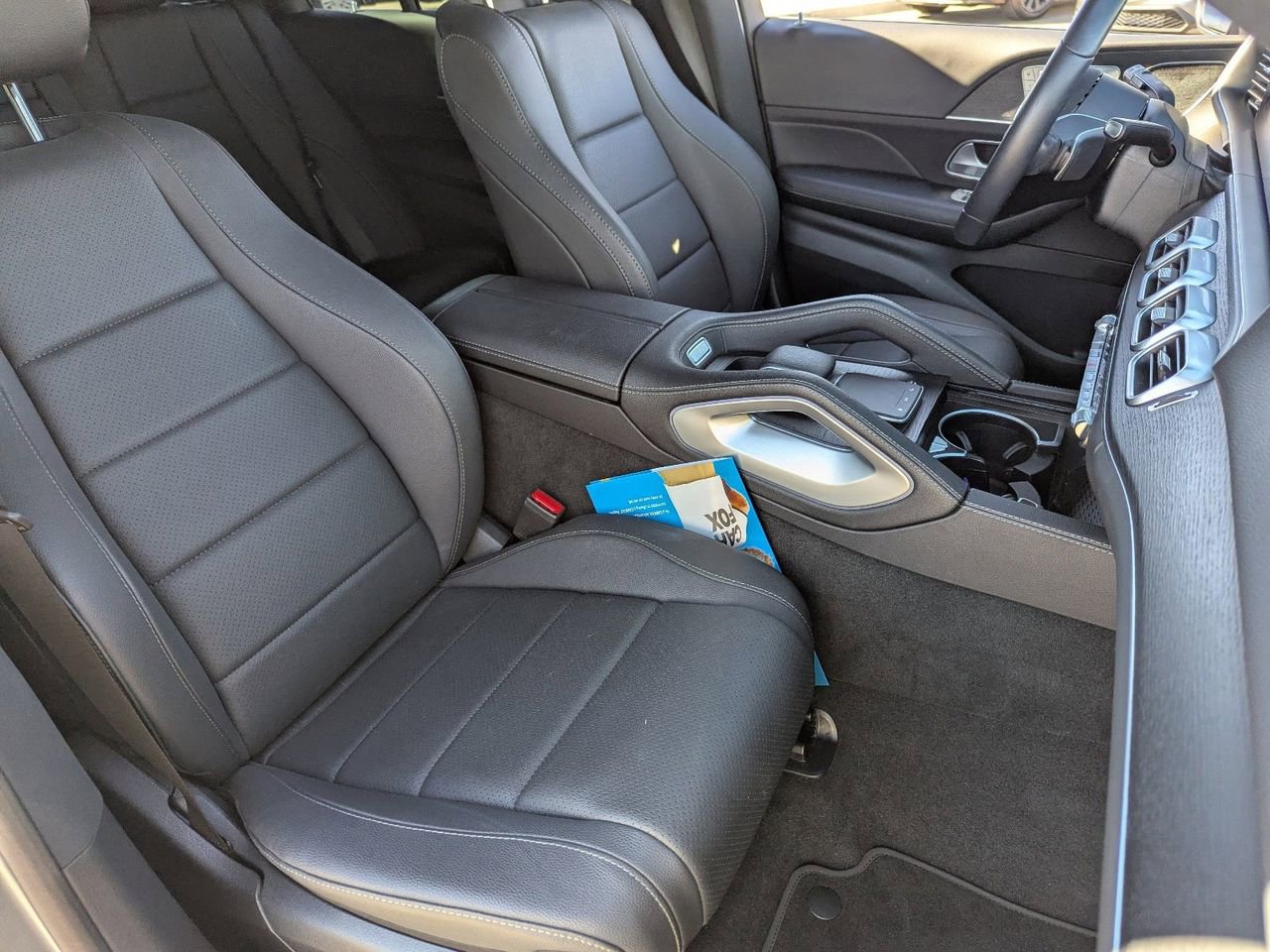 Used 2025 Mercedes-Benz GLE 350 4MATIC image 11