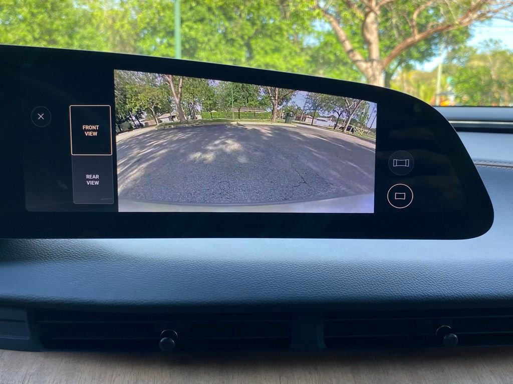 Used 2023 Lucid Air Touring image 27