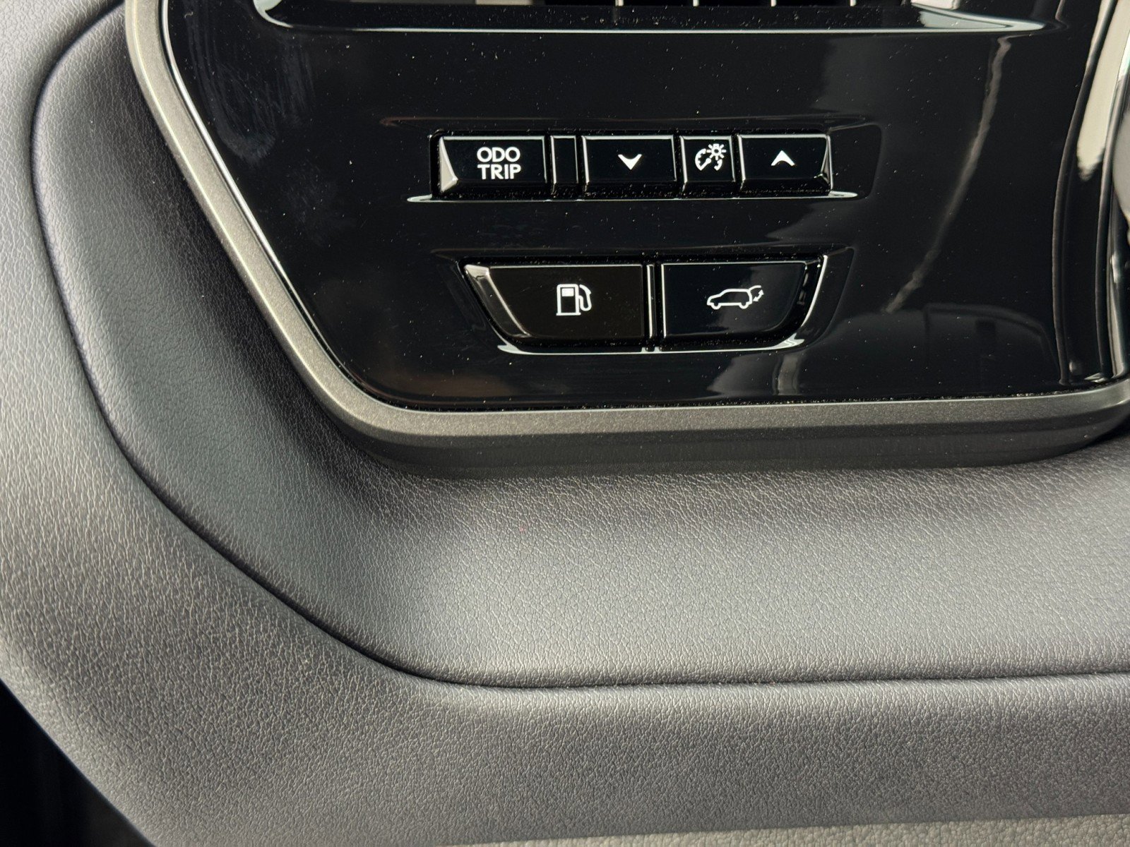 Used 2025 Lexus TX 350 FWD image 17
