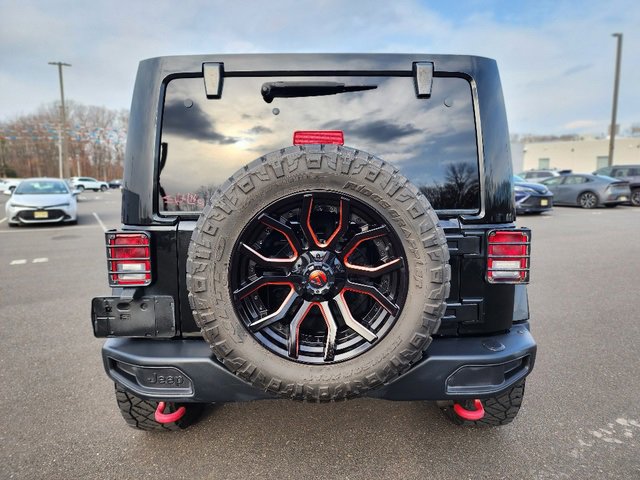 Used 2016 Jeep Wrangler Unlimited Rubicon image 6