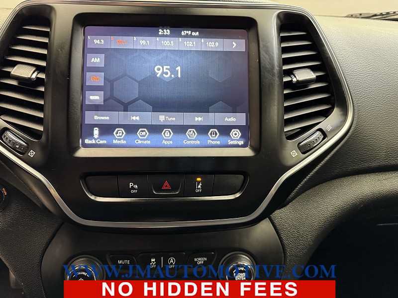 Used 2021 Jeep Cherokee Latitude Lux 80th Anniv w/ Quick Order Package 26U 80TH FWD image 23
