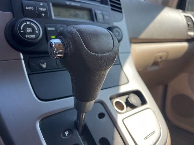 Used 2012 Kia Sedona EX w/ Luxury Pkg image 21