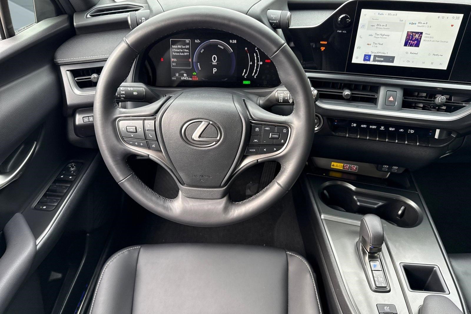 Certified 2025 Lexus UX 300h FWD w/ Accessory Package (Z2) image 27