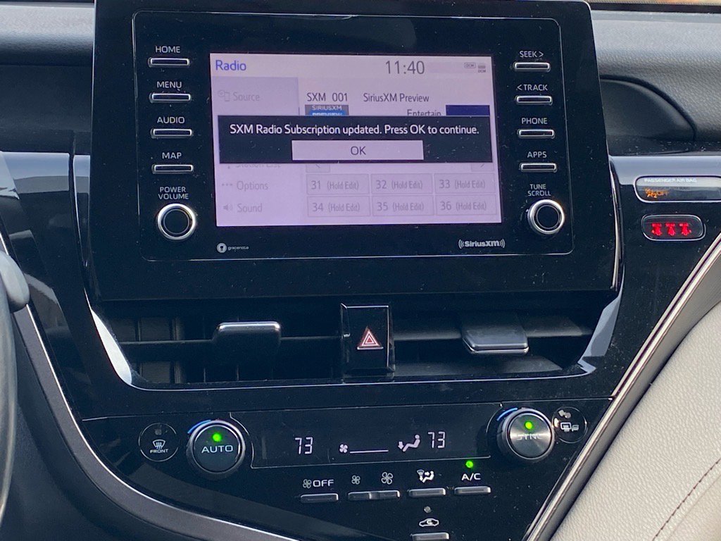 Used 2022 Toyota Camry SE image 10