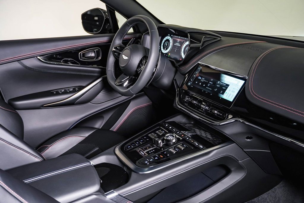 New 2026 Aston Martin DBX 707 image 16