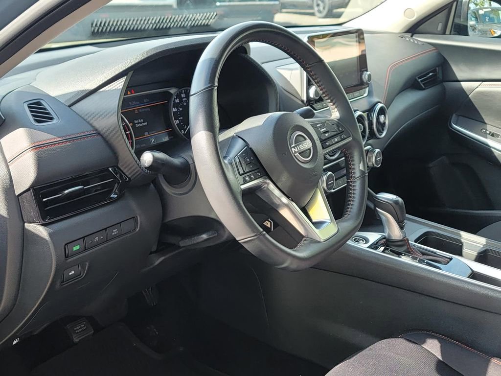 Used 2024 Nissan Sentra SR FWD image 11