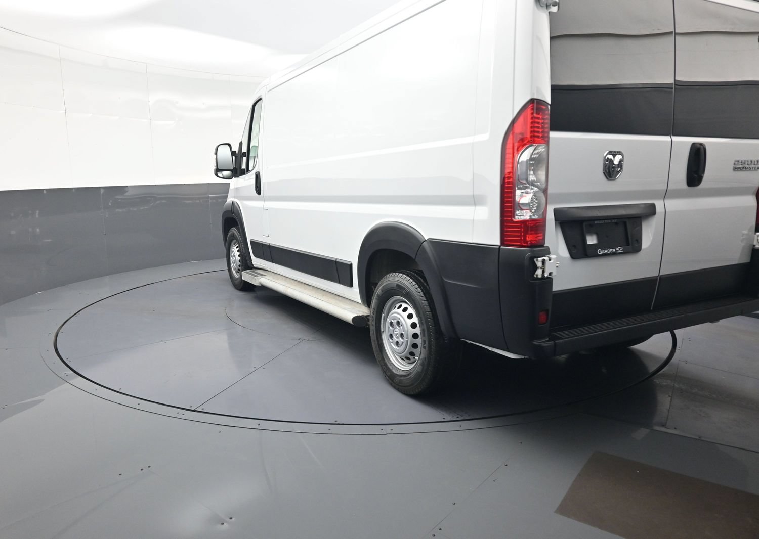 Used 2025 RAM ProMaster 2500 w/ U-Haul Equipment Group FWD image 5
