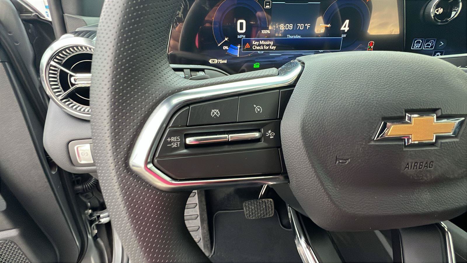 New 2026 Chevrolet Blazer EV LT AWD/4WD image 18