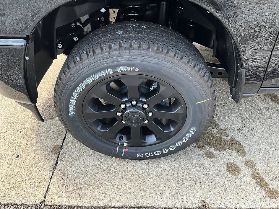New 2026 RAM 2500 Big Horn AWD/4WD image 10
