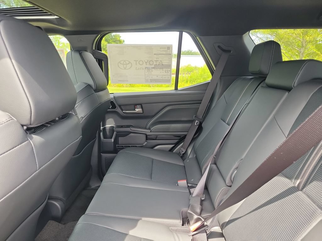 New 2026 Toyota 4Runner Limited AWD/4WD image 24