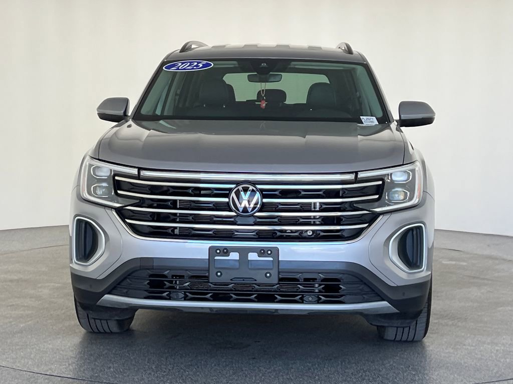 Used 2025 Volkswagen Atlas SE image 10