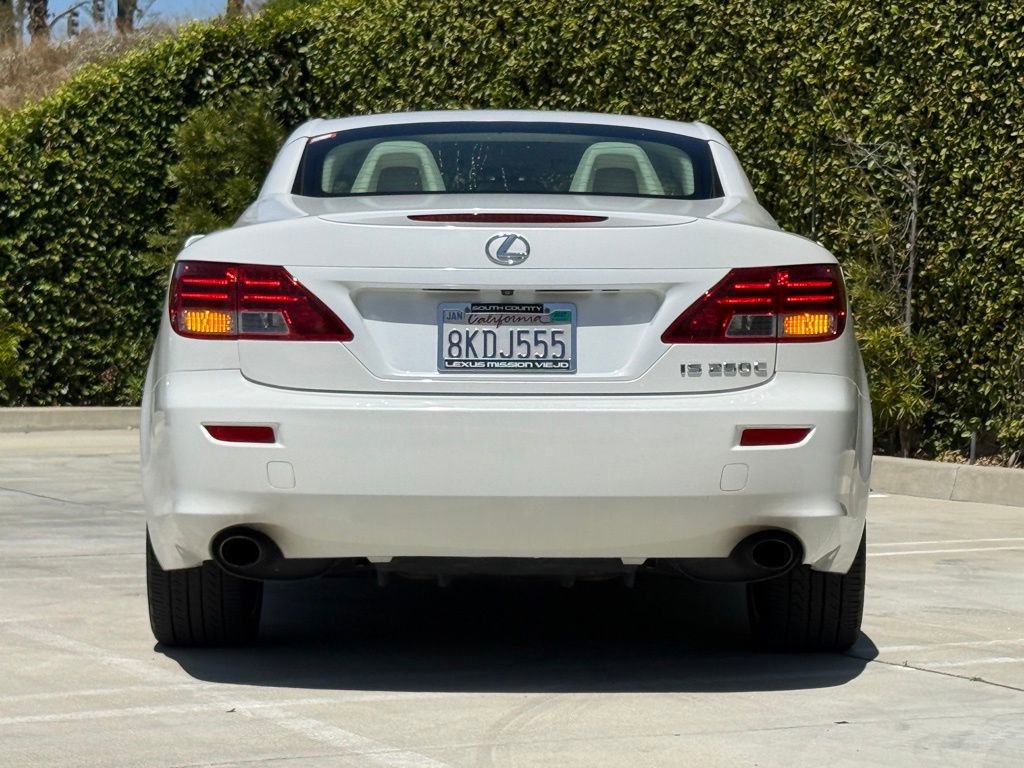 Used 2011 Lexus IS 250C RWD image 10
