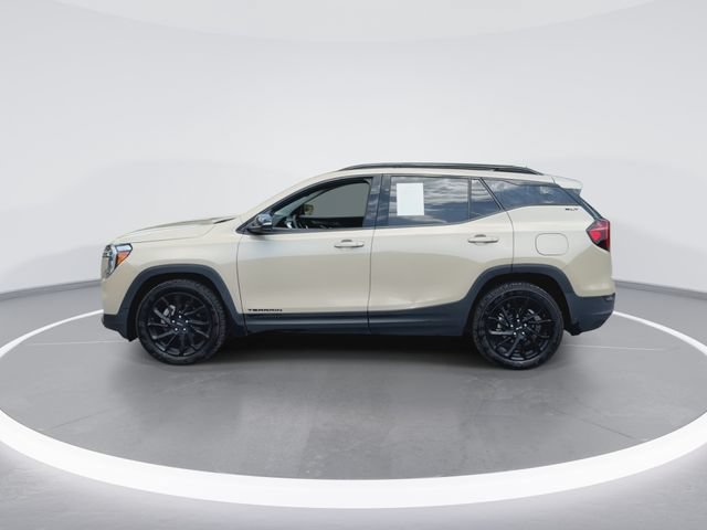 Used 2023 GMC Terrain SLT w/ Tech Package FWD image 7