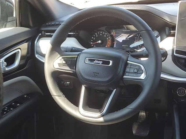 Used 2024 Jeep Compass Limited AWD/4WD image 28
