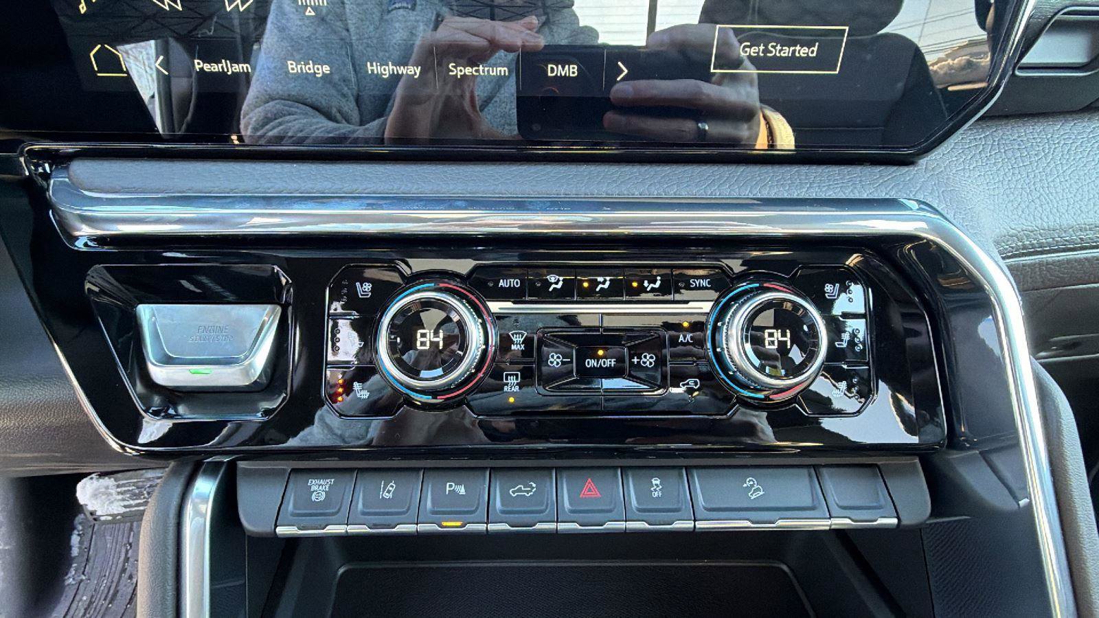 Certified 2025 GMC Sierra 2500 Denali w/ Denali Reserve Package image 14