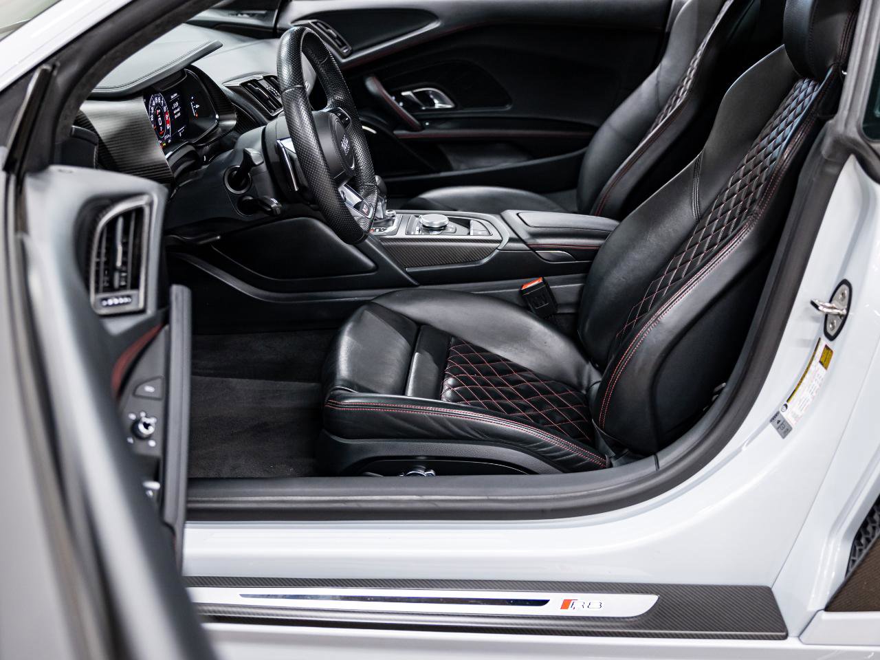 Used 2017 Audi R8 V10 plus image 39