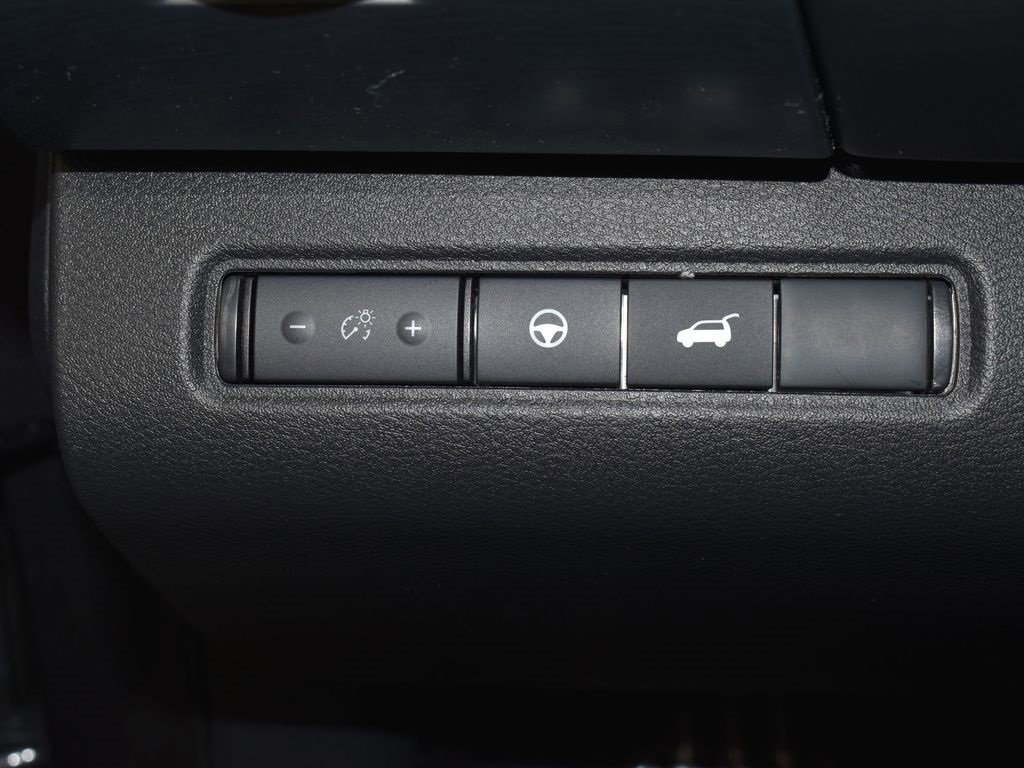 Certified 2025 Nissan Pathfinder SL w/ SL Premium Package image 12