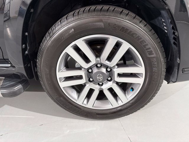 Used 2022 Toyota 4Runner TRD Sport w/ Technology Package RWD image 12