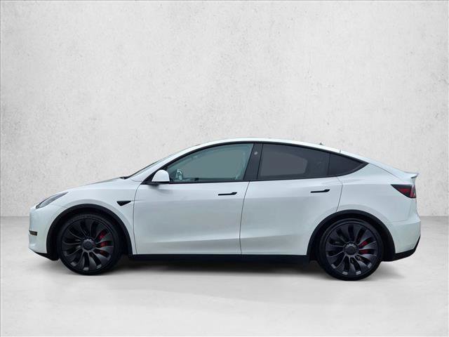 Used 2024 Tesla Model Y Performance image 9