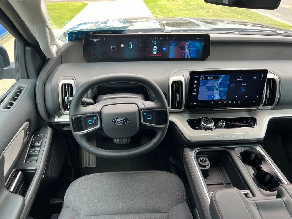 Used 2025 Ford Expedition Max Active RWD image 23