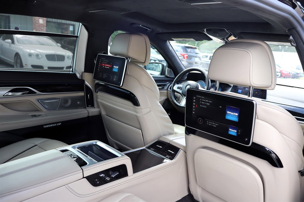 Used 2018 BMW M760i xDrive AWD/4WD image 22